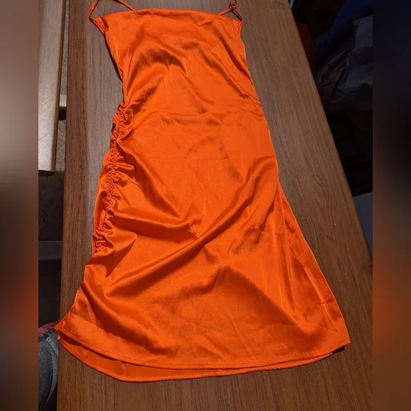 SHEIN SXY Satin Medium Size dress orange color, Criss-Cross‎ Adjust. Straps - Picture 12 of 16